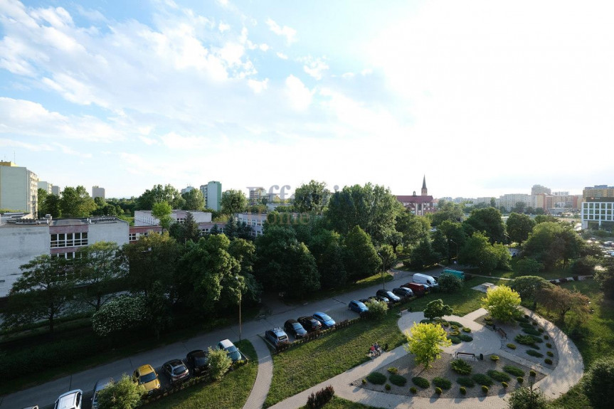 Wrocław, Wrocław-Fabryczna, Gądów Duży, ok.Legnickiej/Zajezdnia Tramwajowa, Wykończone pod klucz! Winda, balkon!