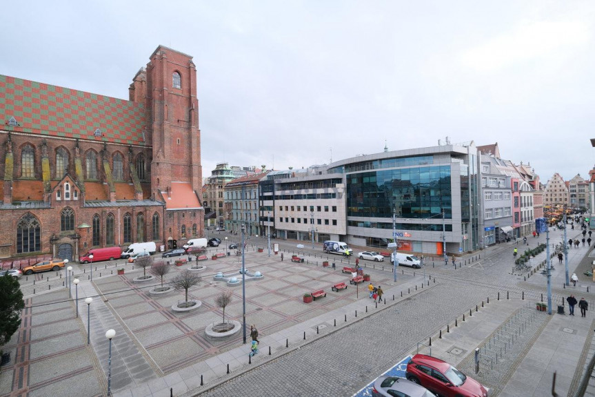 Wrocław, Wrocław-Stare Miasto, Wita Stwosza, 3pok. małe ale z balkonem przy Rynku wrocławskim!